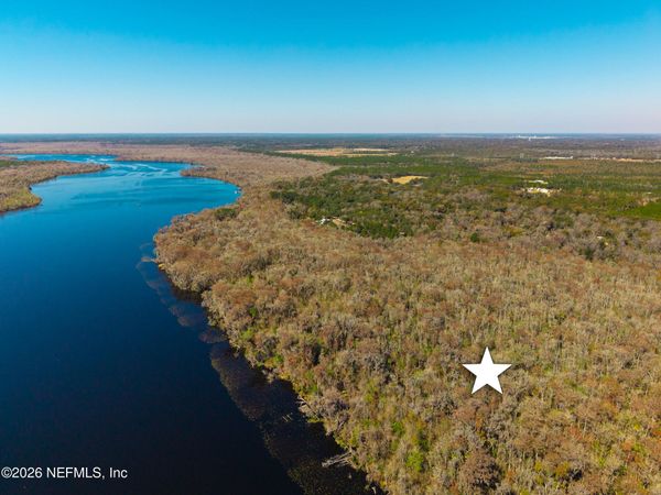 125 PANTHER Trail, Palatka, FL 32177