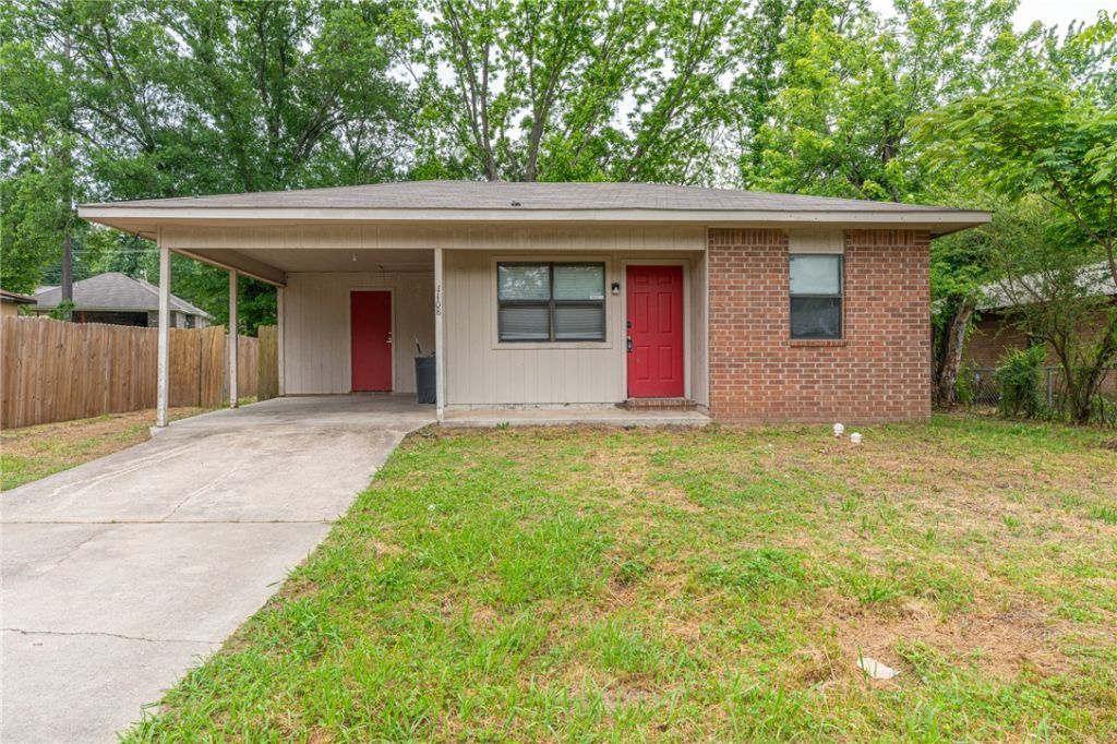 1108 N 28th Place, Van Buren, AR 72956 Main Photo