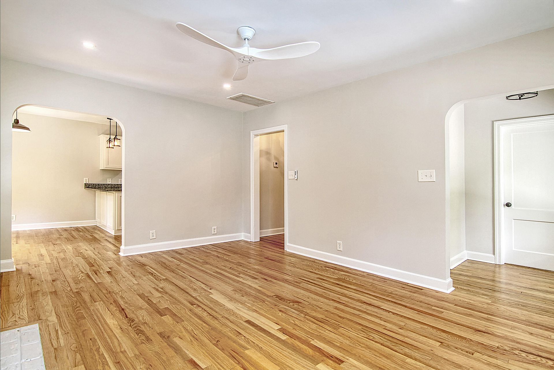 1724 Pearlott Street Photo 12