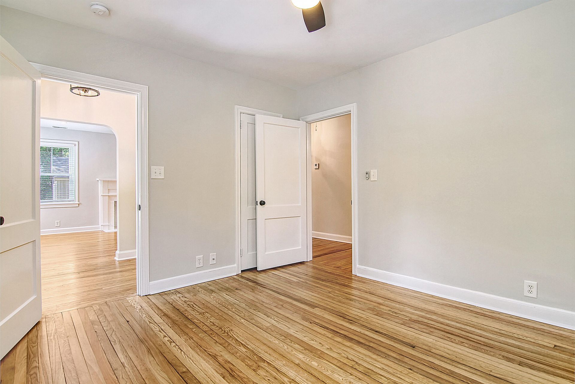 1724 Pearlott Street Photo 16