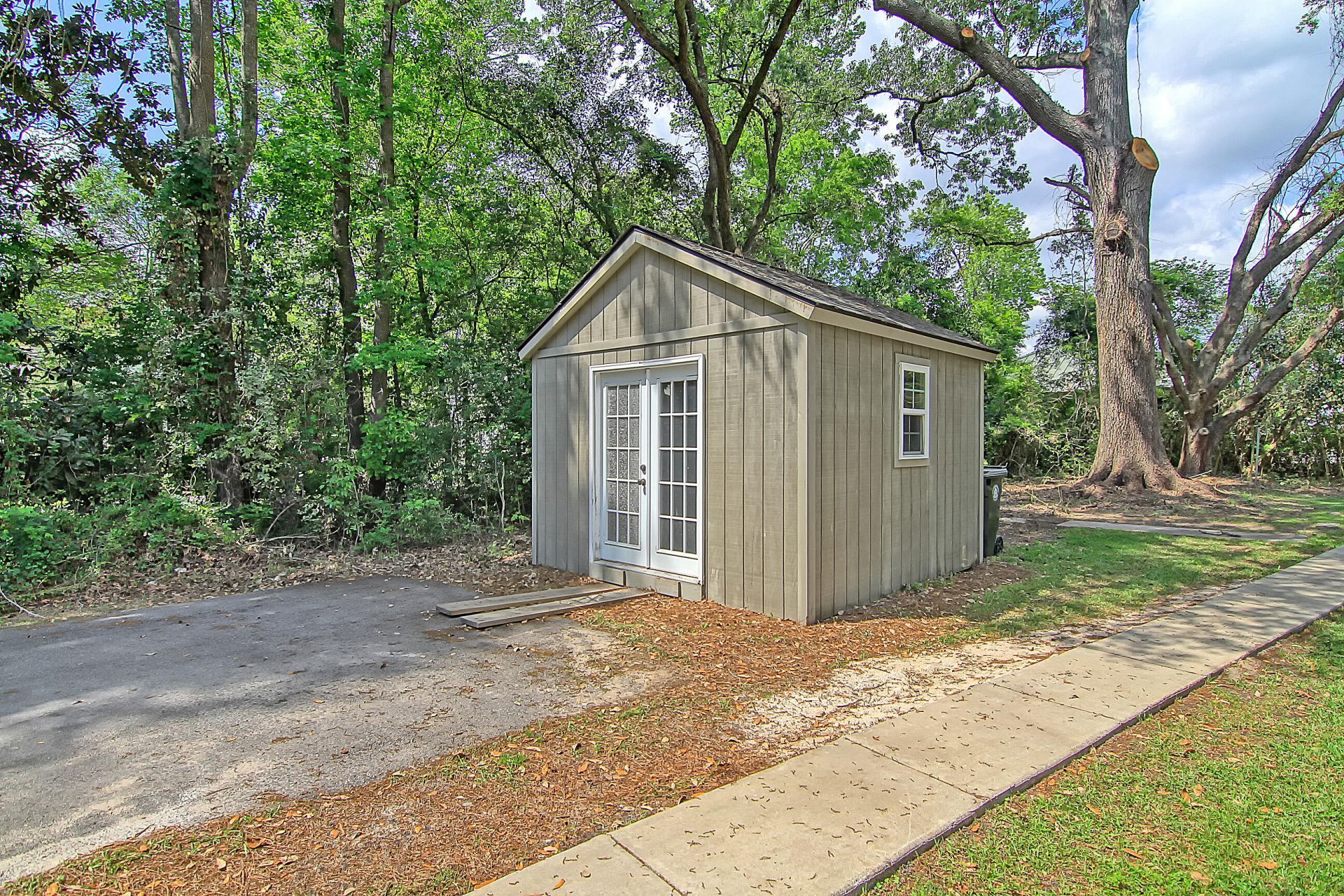 1724 Pearlott Street Photo 21