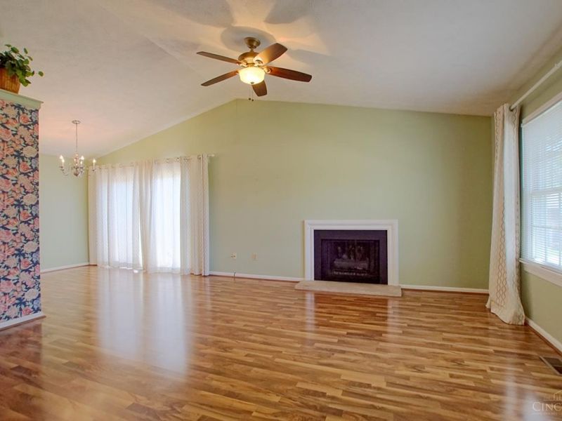 70 Applewood Drive, Fairfield, OH 45014 Photo 6