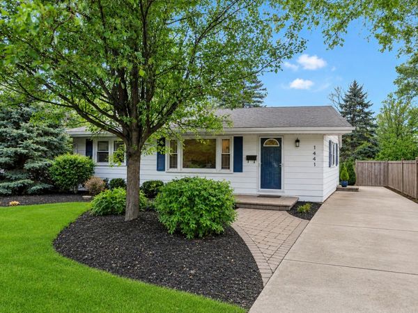 1441 N Eagle Street , Naperville, IL 60563