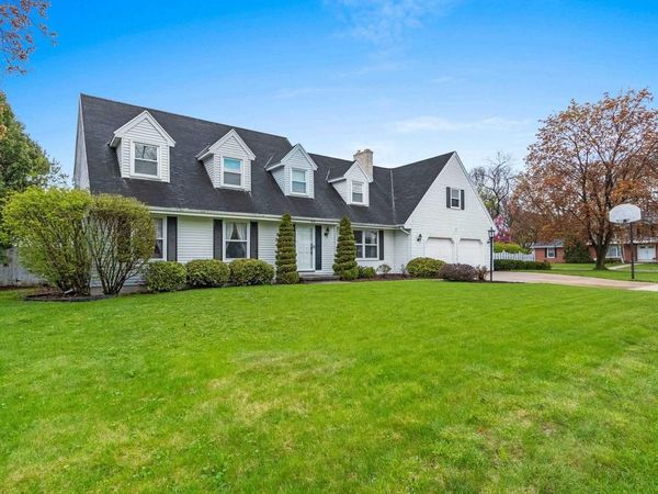 618 BORDEAUX, Green Bay, WI 54301