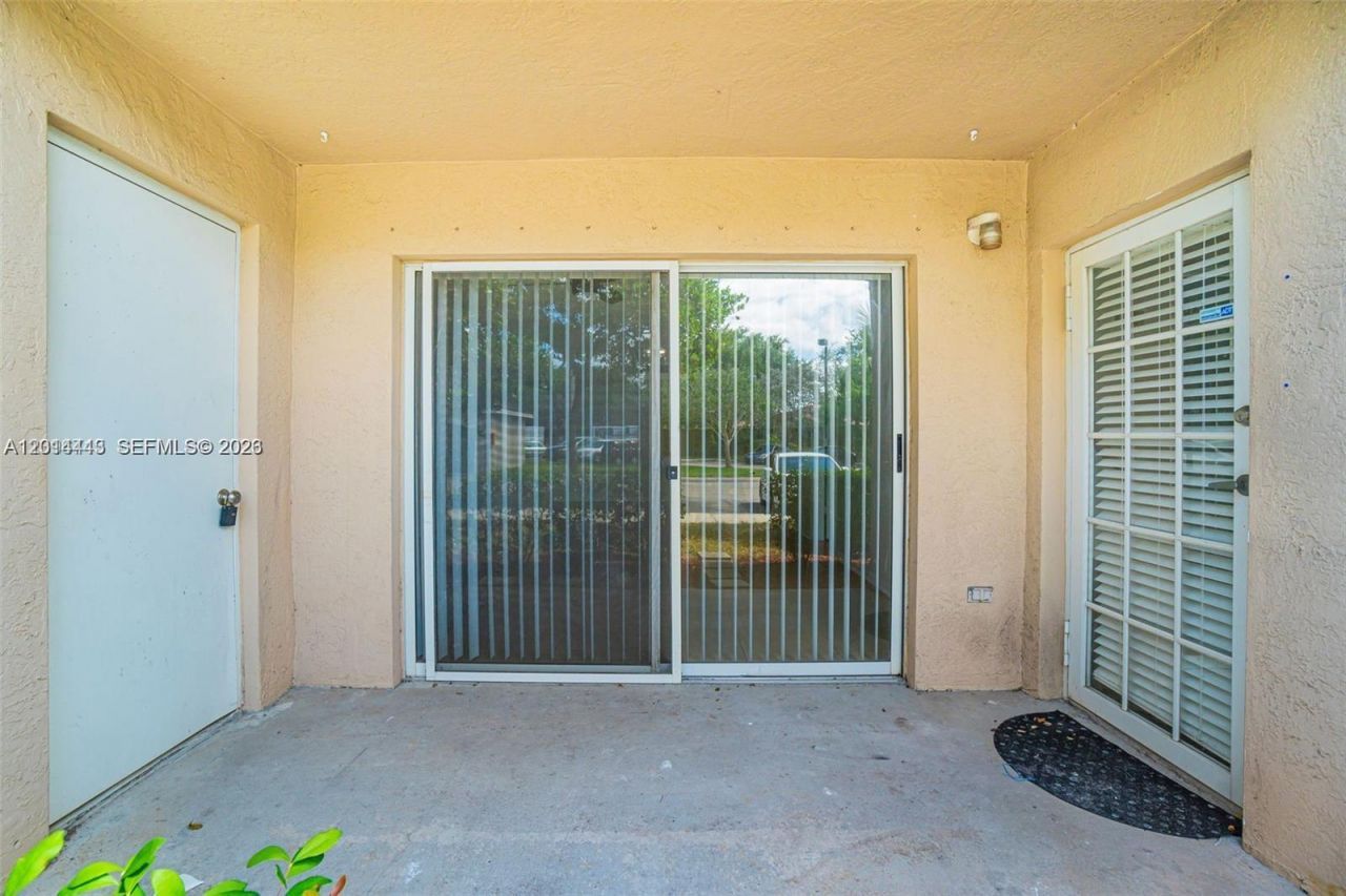 5025 Wiles Rd , Unit 105, Coconut Creek, FL 33073 Photo