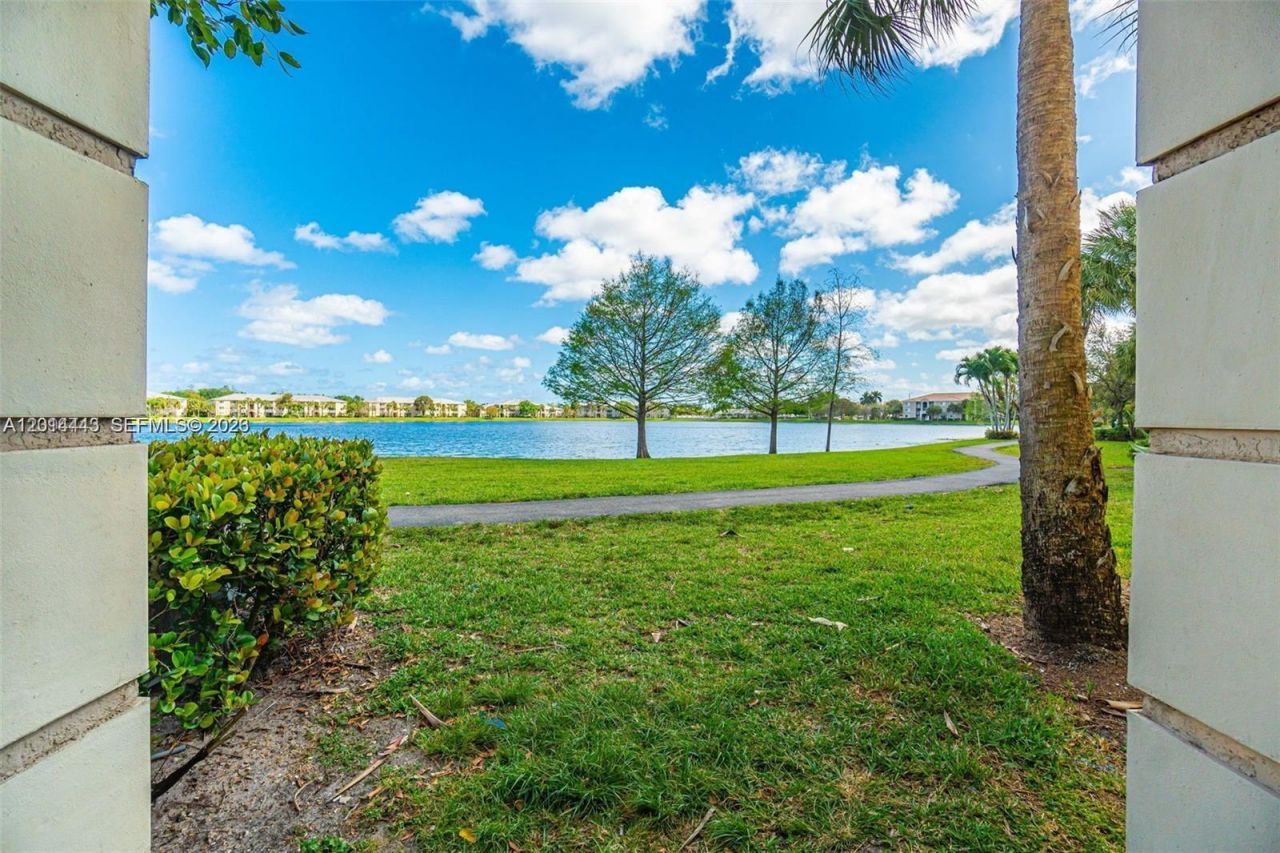 5025 Wiles Rd , Unit 105, Coconut Creek, FL 33073 Photo
