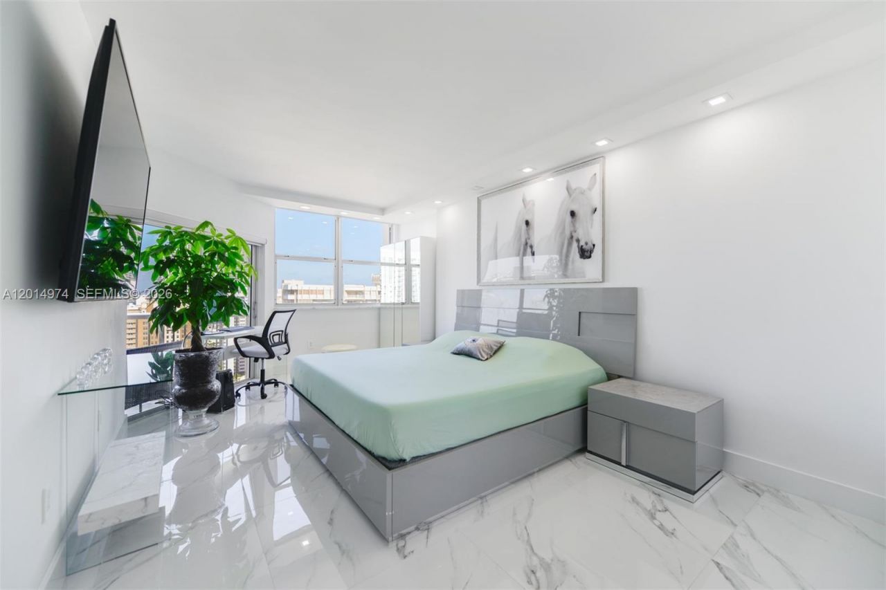 1980 S Ocean Dr , Unit PHM, Hallandale Beach, FL 33009 Photo