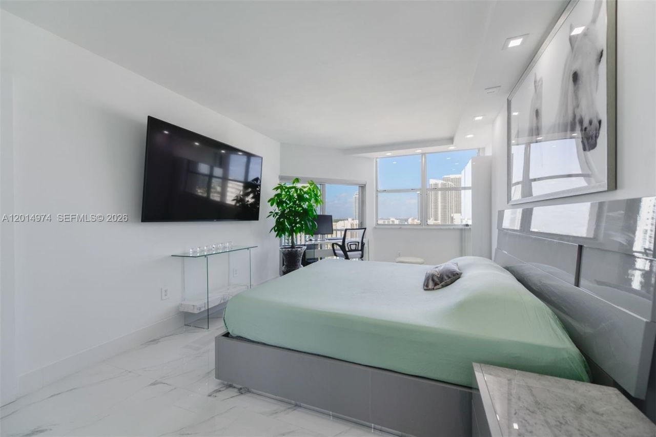 1980 S Ocean Dr , Unit PHM, Hallandale Beach, FL 33009 Photo