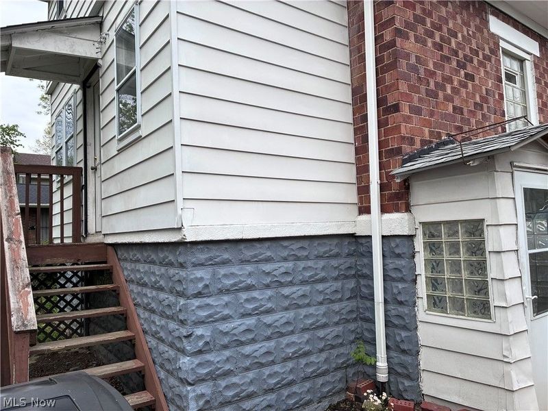 1546 White Avenue, Akron, OH 44307 Photo 20