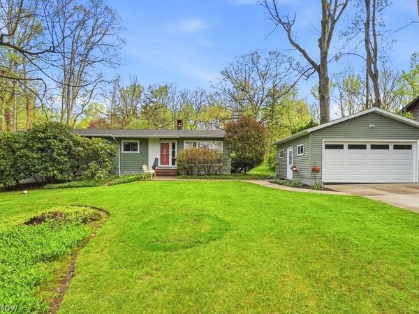 3219 Cannon Road , Twinsburg, OH 44087