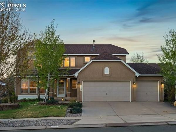 1922 Fieldcrest Drive, Colorado Springs, CO 80921