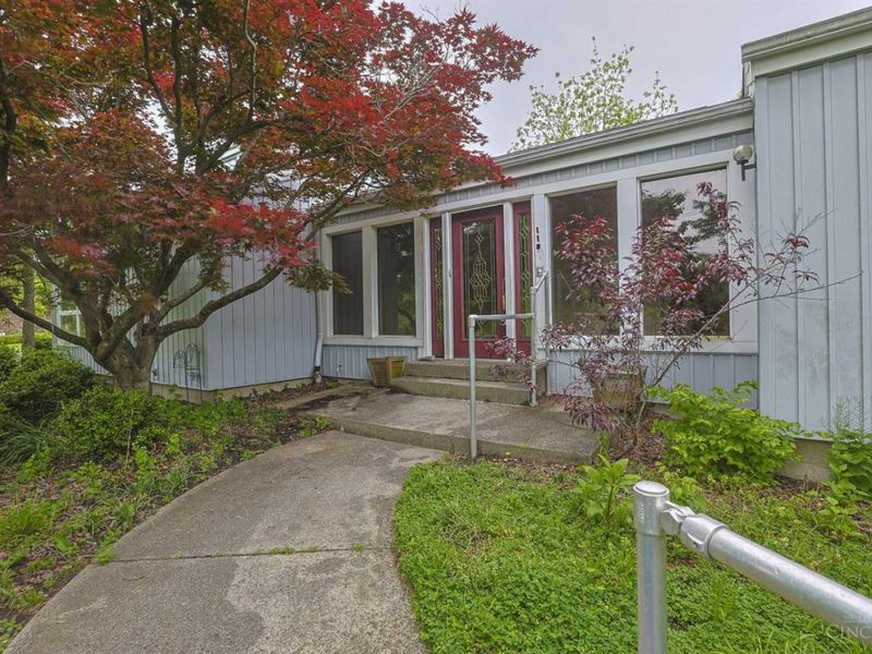 3881 Lincoln Road, Green Township, OH 45247 Photo 2