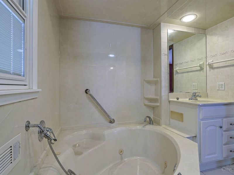 3881 Lincoln Road, Green Township, OH 45247 Photo 28