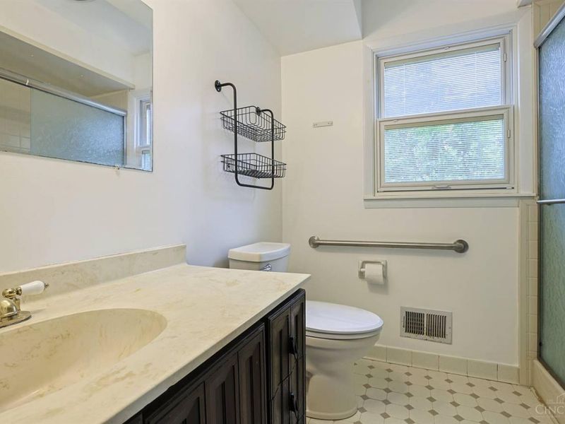3881 Lincoln Road, Green Township, OH 45247 Photo 37