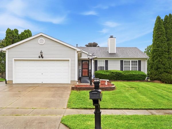 619 Fox Chase Way, Maineville, OH 45039