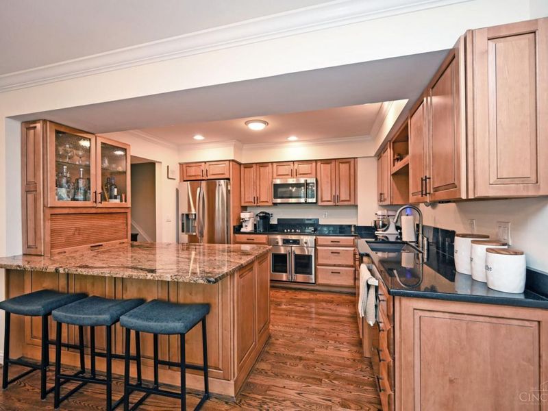 2396 Dana Avenue, Cincinnati, OH 45208 Photo 17