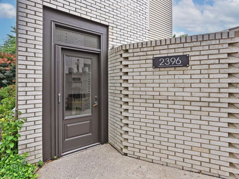 2396 Dana Avenue, Cincinnati, OH 45208 Photo 3