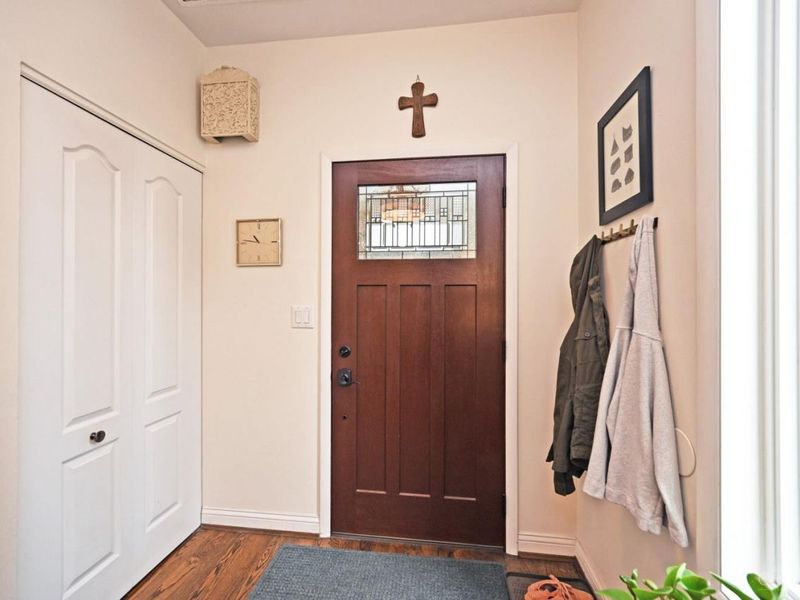 2396 Dana Avenue, Cincinnati, OH 45208 Photo 5