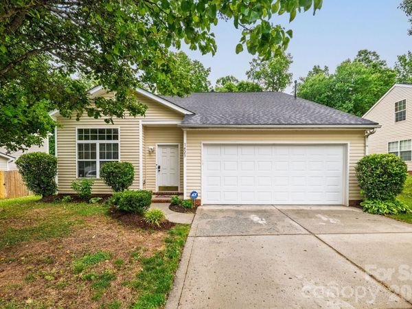 1423 Quail Street , Charlotte, NC 28214