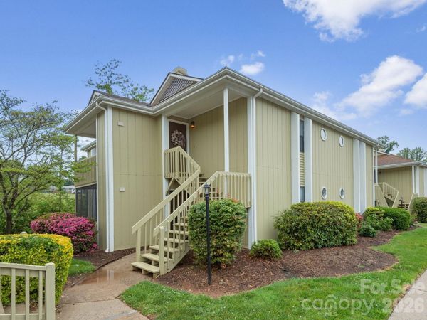 110 9B Heywood Road, Arden, NC 28704
