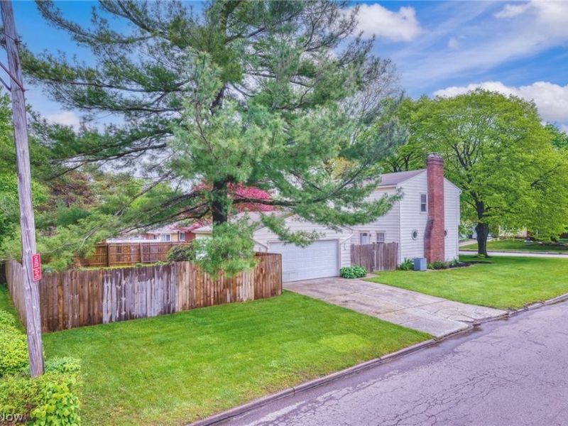 584 N Hawkins Avenue, Akron, OH 44313 Photo 49