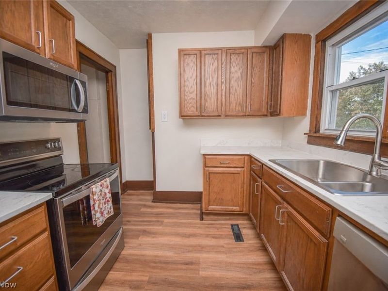 112 Prospect Street , Lodi, OH 44254 Photo 18