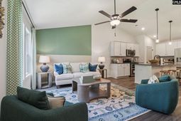 333 Ryegrass Way photo 4