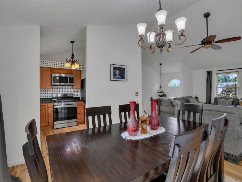 4808 Wallington Drive, Hilliard, OH 43026 Photo 13