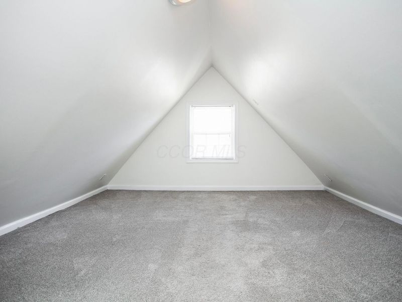 1041 Oregon Avenue , Columbus, OH 43201 Photo 34