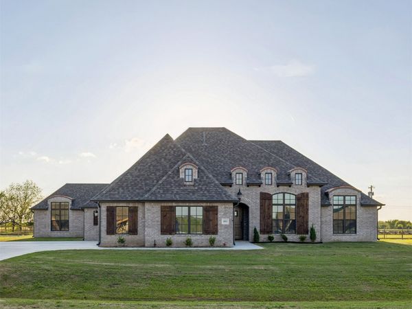 10912 N 81st East Place , Owasso, OK 74055