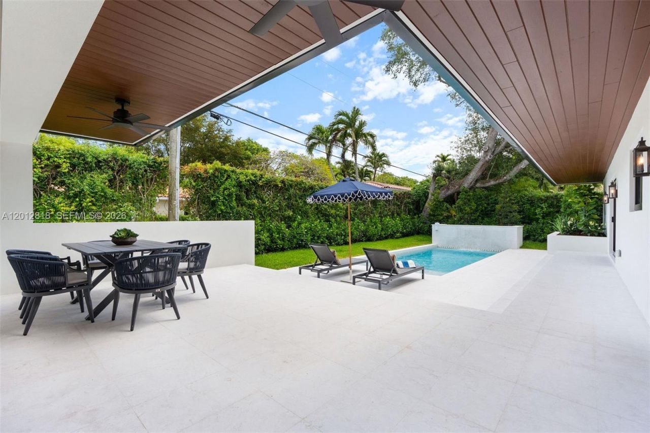 1431 Certosa Ave, Coral Gables, FL 33146 Photo