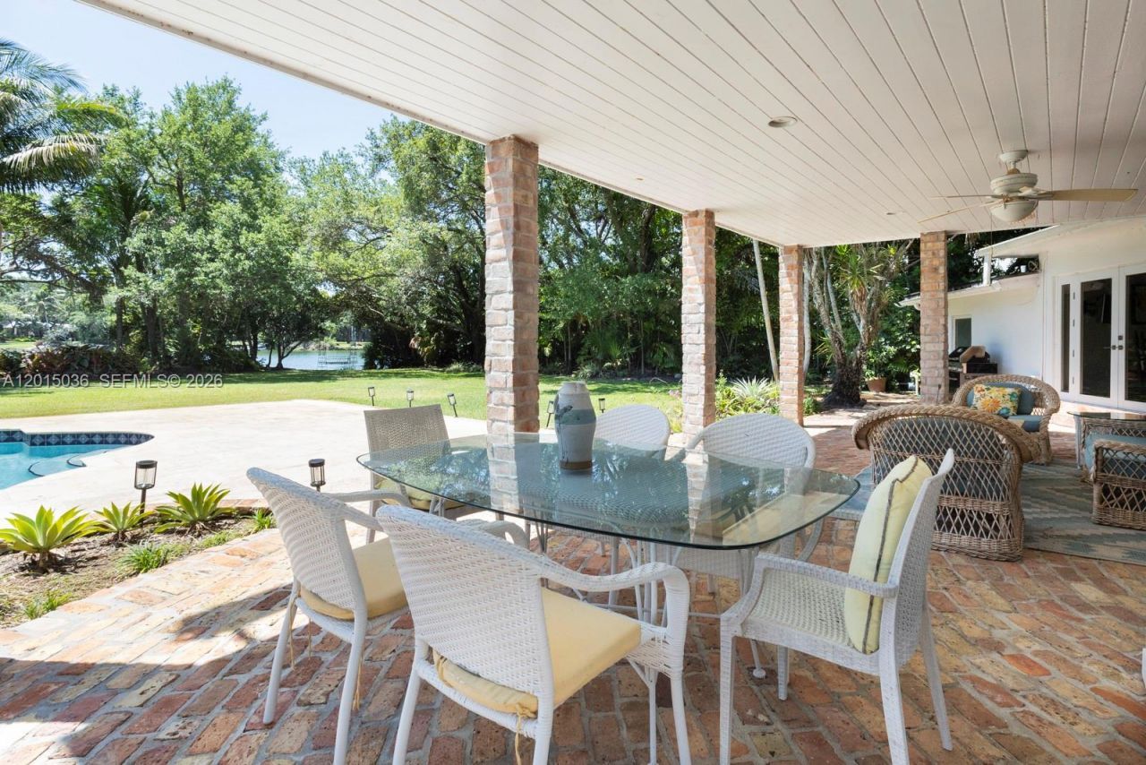 5340 Banyan Dr, Coral Gables, FL 33156 Photo