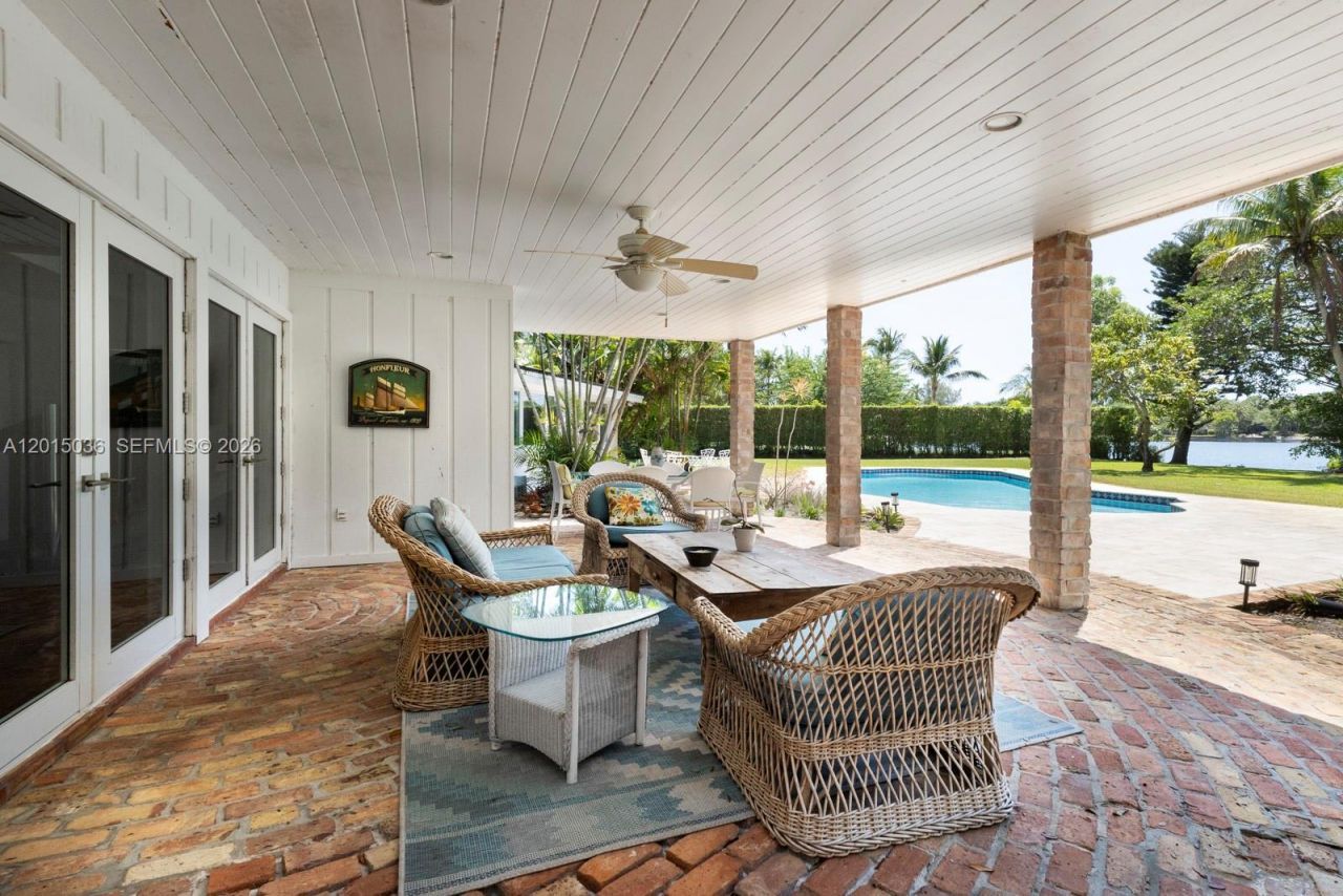 5340 Banyan Dr, Coral Gables, FL 33156 Photo
