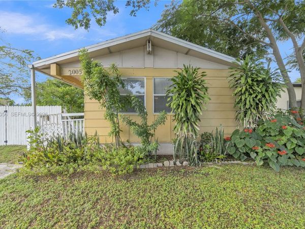 2005 NW 11th Ave , Fort Lauderdale, FL 33311