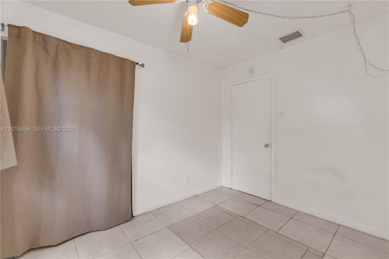 2005 NW 11th Ave , Fort Lauderdale, FL 33311 Photo
