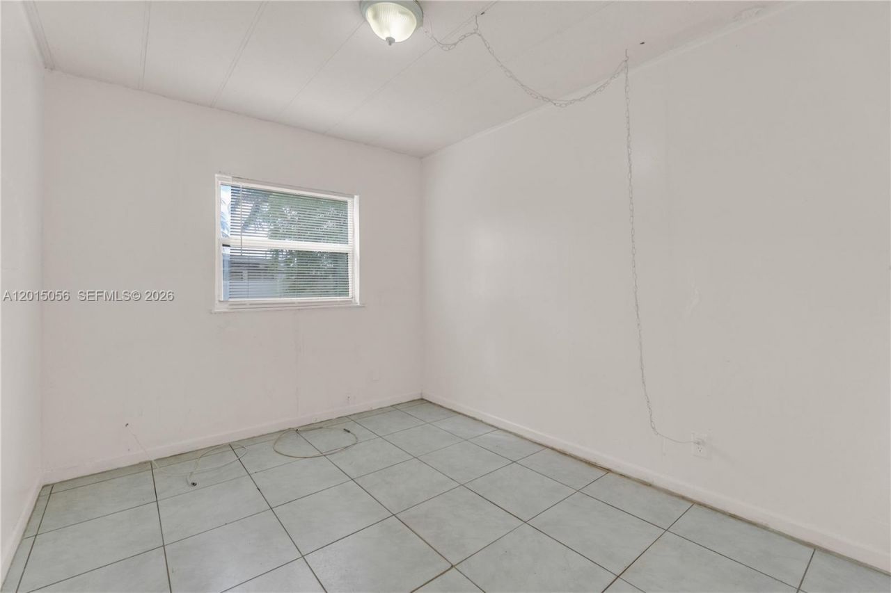 2005 NW 11th Ave , Fort Lauderdale, FL 33311 Photo