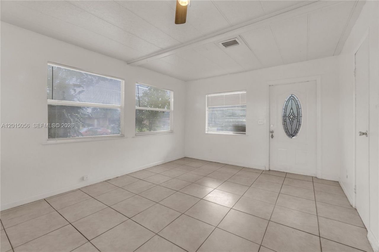 2005 NW 11th Ave , Fort Lauderdale, FL 33311 Photo