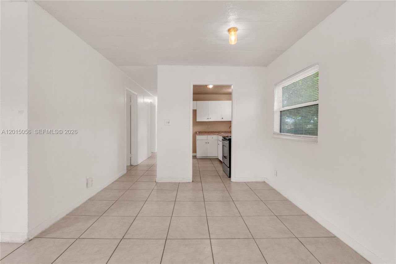 2005 NW 11th Ave , Fort Lauderdale, FL 33311 Photo