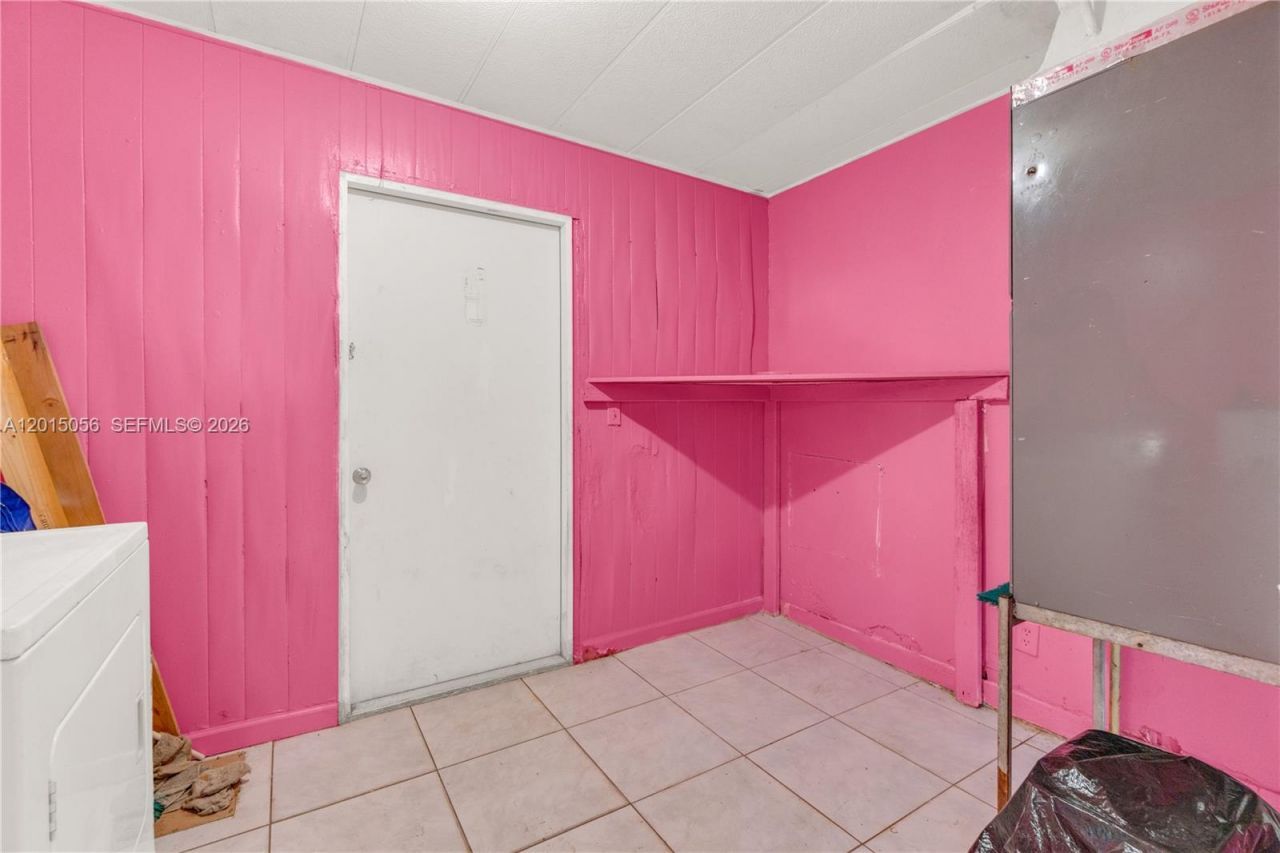 2005 NW 11th Ave , Fort Lauderdale, FL 33311 Photo
