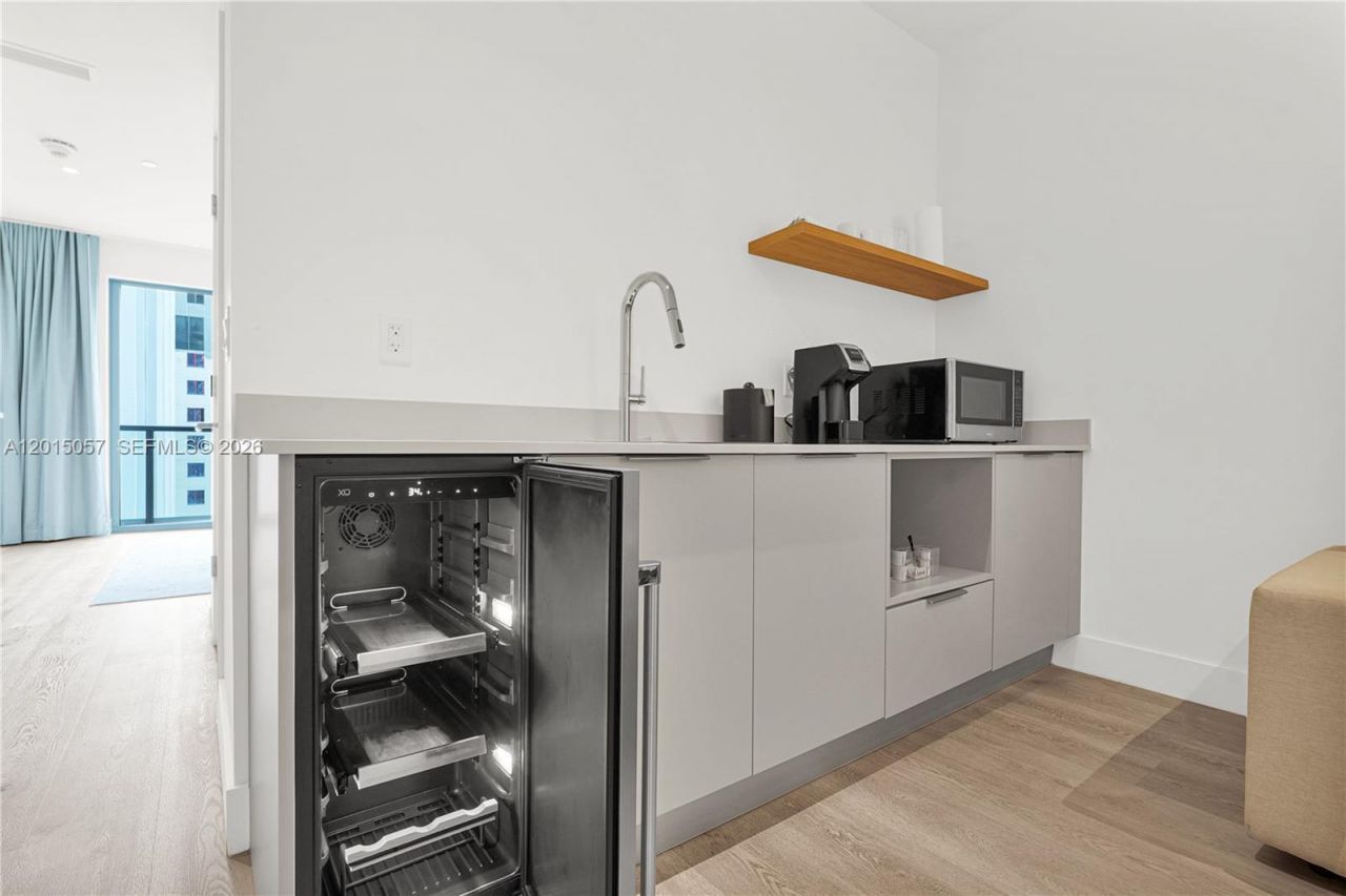 229 SW 9th St , Unit 504, Miami, FL 33130 Photo