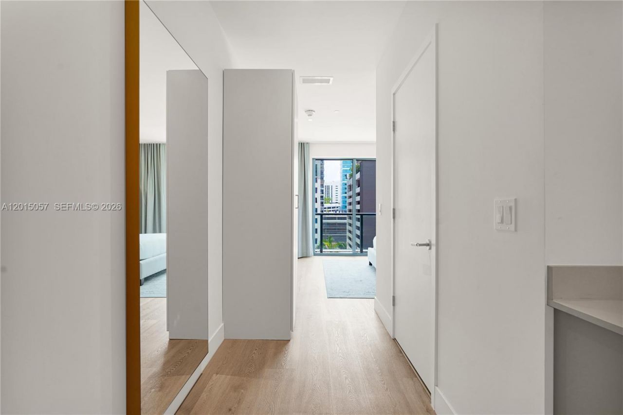 229 SW 9th St , Unit 504, Miami, FL 33130 Photo