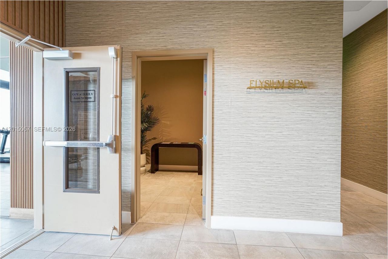 229 SW 9th St , Unit 504, Miami, FL 33130 Photo