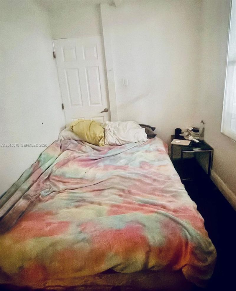 488 NW 165th St Rd , Unit B-512, Miami, FL 33169 Photo