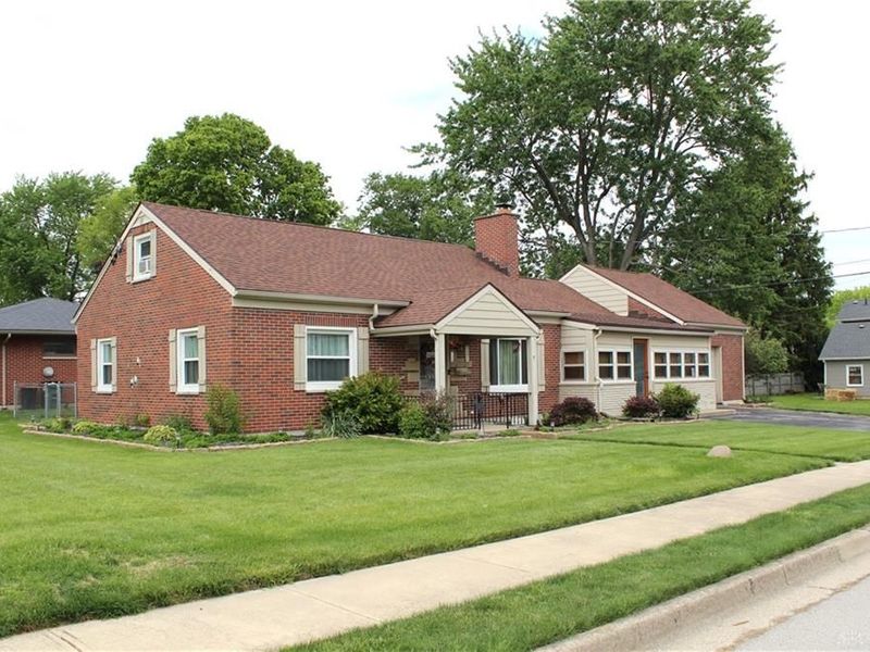 9 Elm Street, Englewood, OH 45322 Photo 2