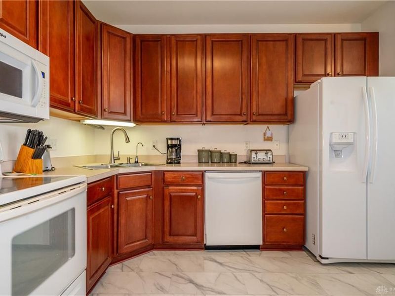 3042 Willowbrook Way, Beavercreek, OH 45431 Photo 11