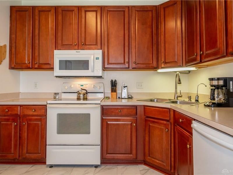 3042 Willowbrook Way, Beavercreek, OH 45431 Photo 13