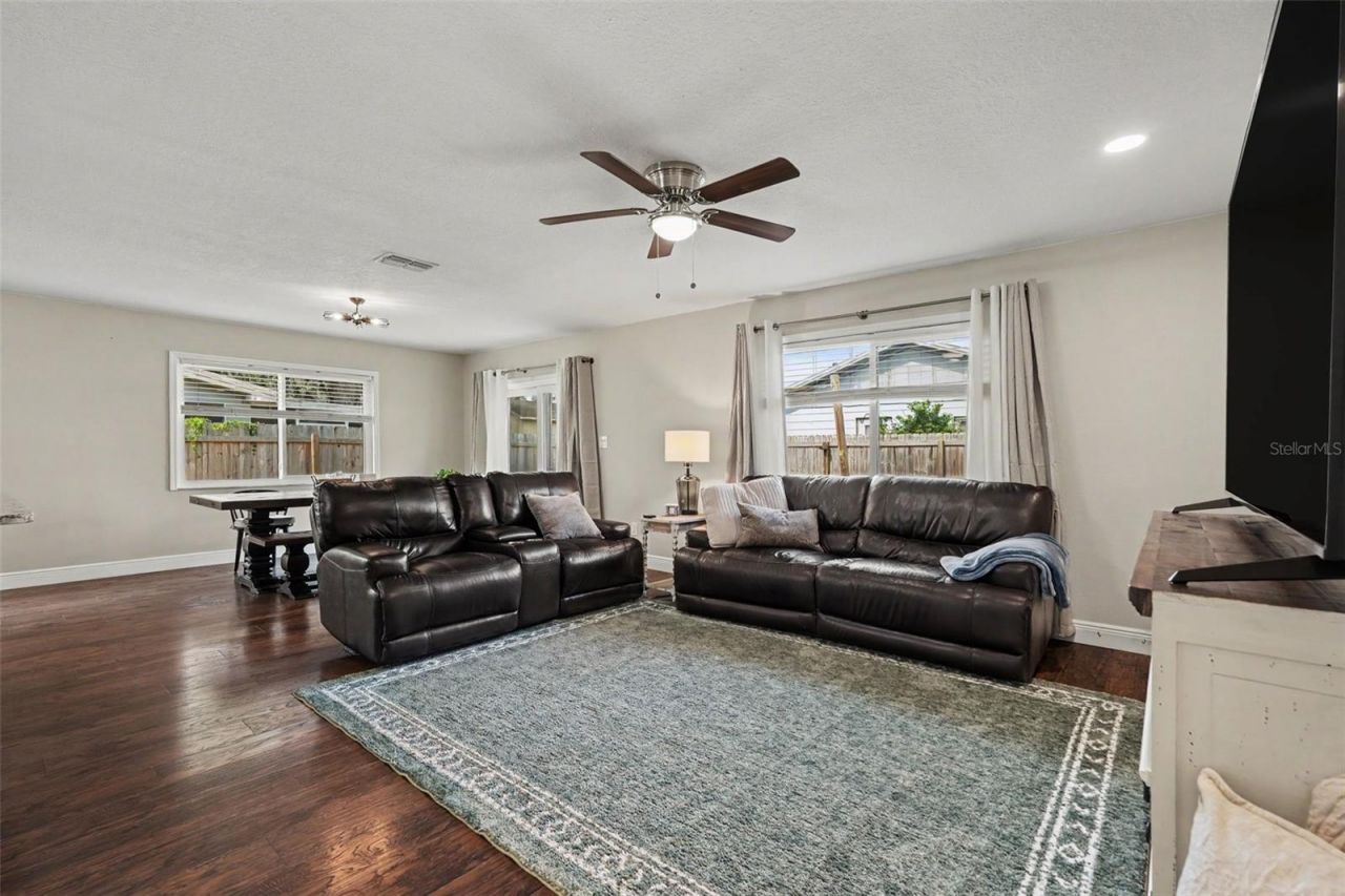 2209 Sherbrook Drive, Valrico, FL 33594 Photo