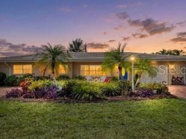 3537 S SCHOOL AVENUE, SARASOTA, FL 34239