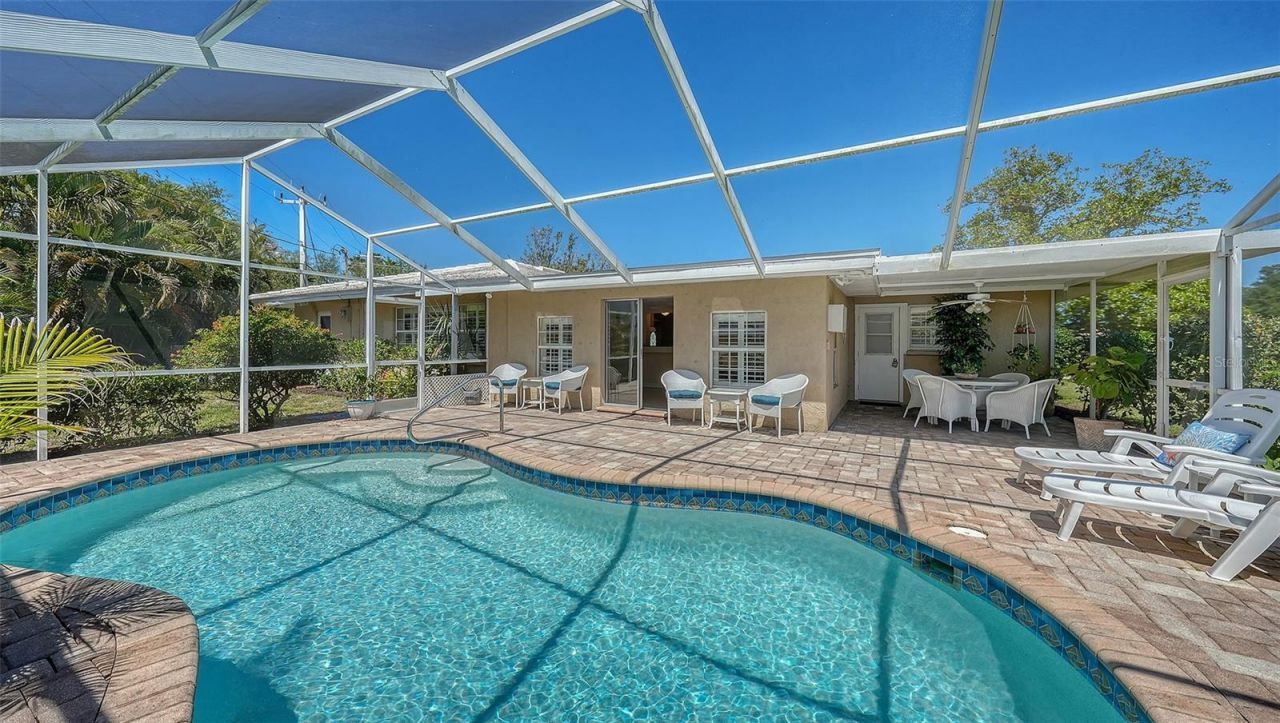 3537 S School Avenue, Sarasota, FL 34239 Photo