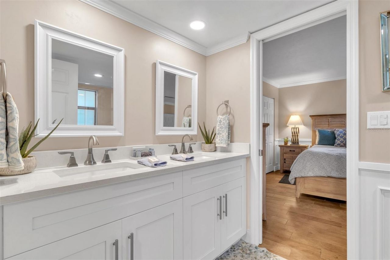 1085 Bald Eagle Drive, Unit E210, Marco Island, FL 34145 Photo